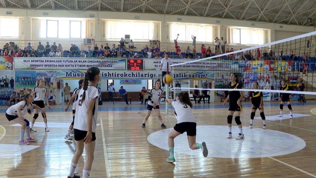 Surxondaryoda sportning voleybol turi bo‘yicha o‘smirlar va o‘smir qizlar o‘rtasida U 15 O…