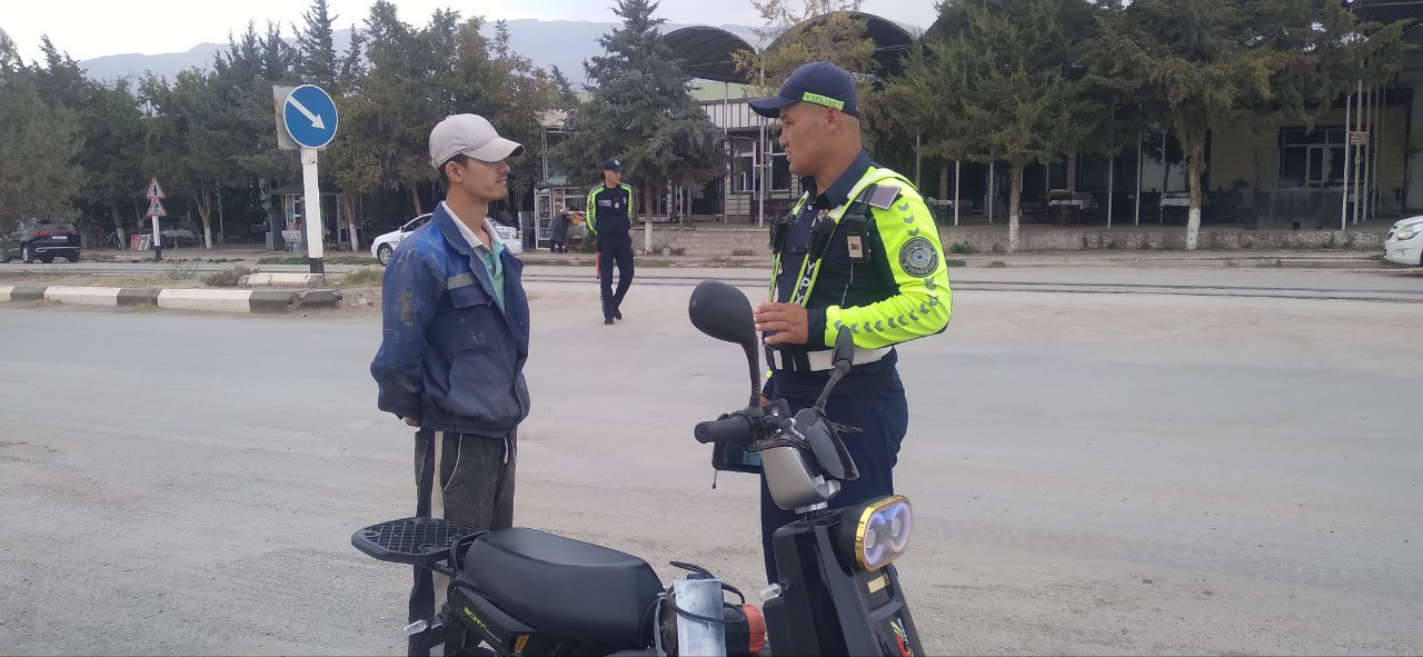 Skuter va mopedlar davlat raqam belgisiga ega bo‘ladi. Haydovchilik guvohnomalari orqali b…