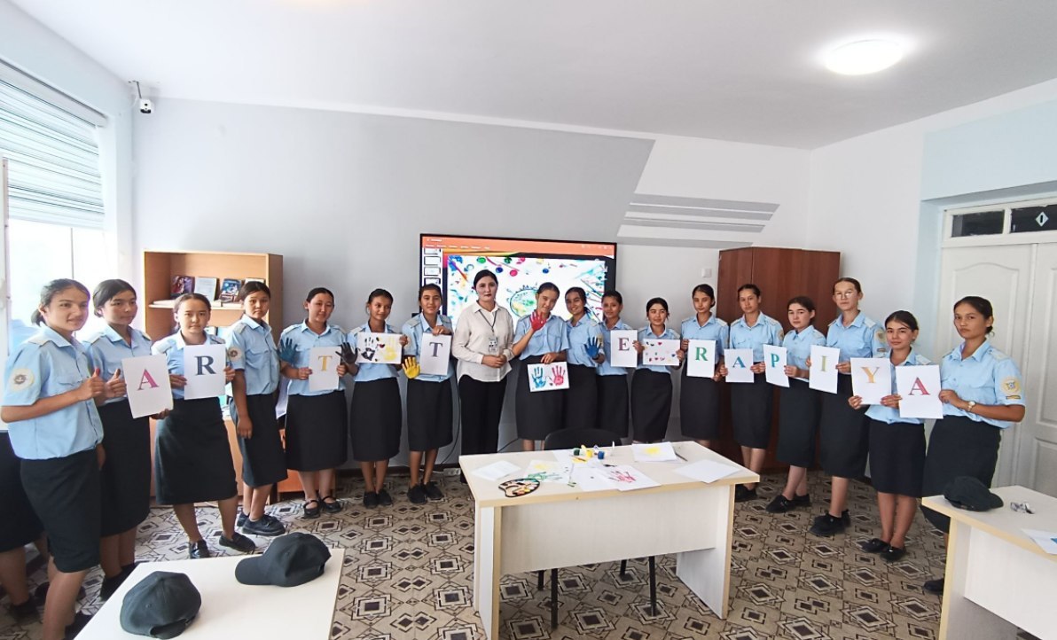 ИИВ Сурхондарё академик лицейида ўқувчилар ўртасида психологик семинар-тренинг машғулоти ў…