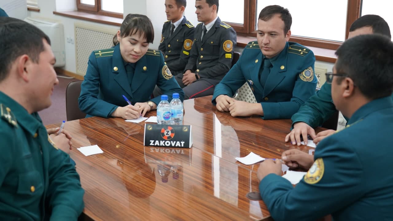 Сурхондарёда, ички ишлар органлари ходимлари ўртасида “Заковат” интеллектуаль ўйини ўткази…